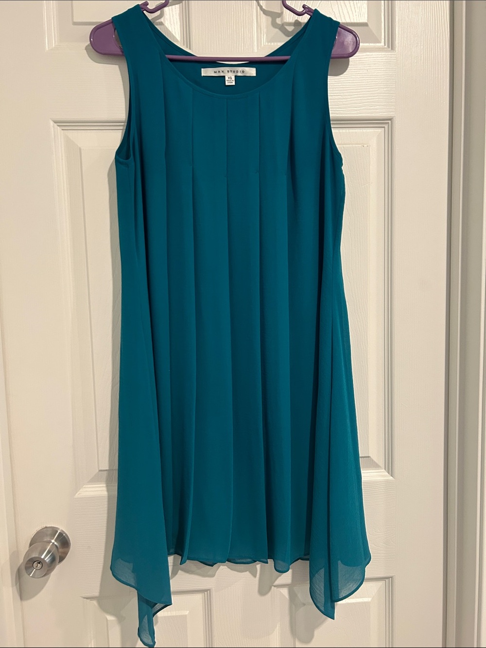 Pleated teal dress - Picture 1 of 4